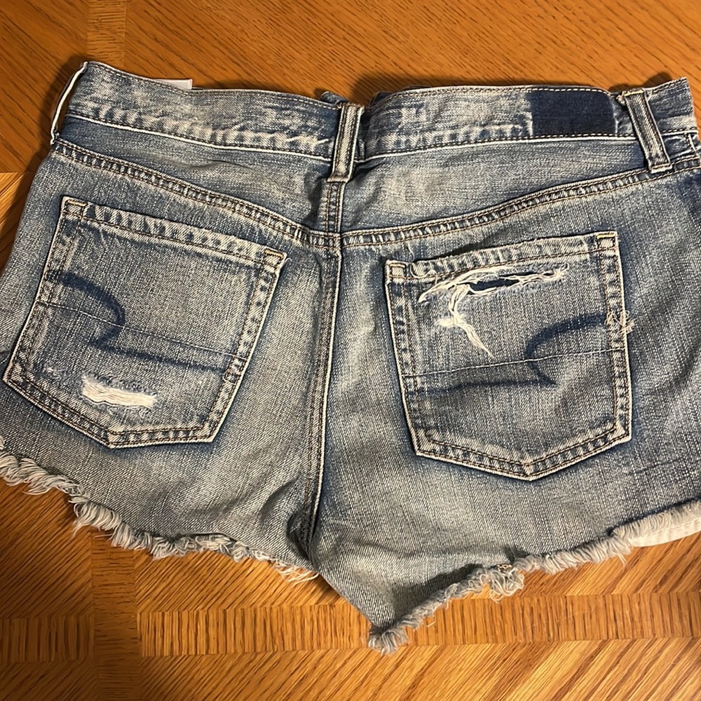 Shorts - Picture 7 of 8